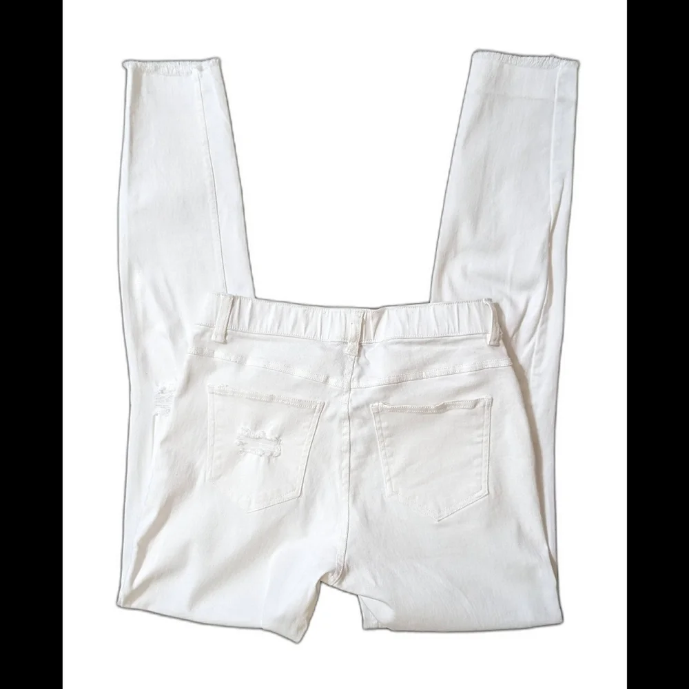 🚨3/$15! Hue NWOT White Jeggings - Picture 4 of 10